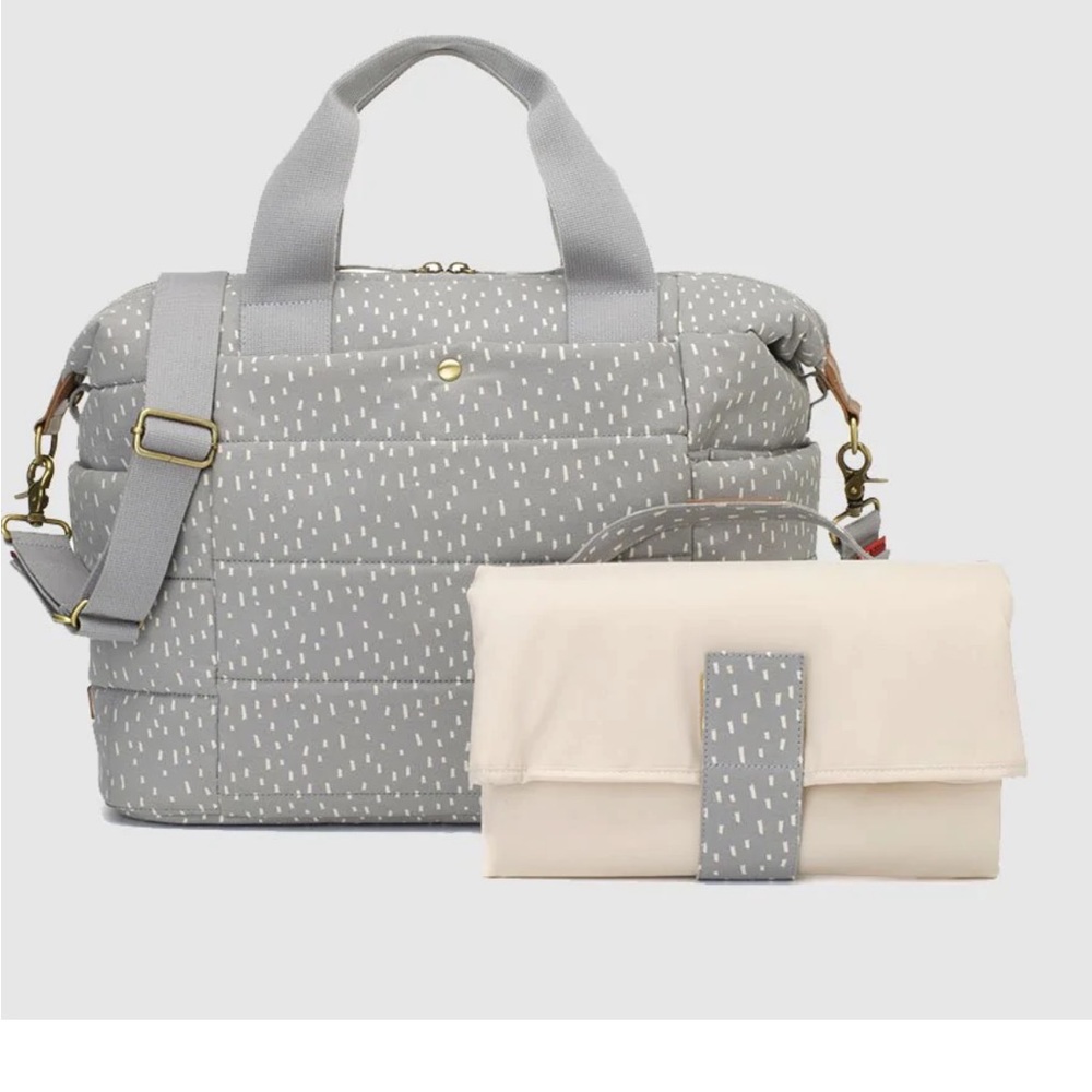 Storksak Organic Grey Tote Raindot Diaper Bag